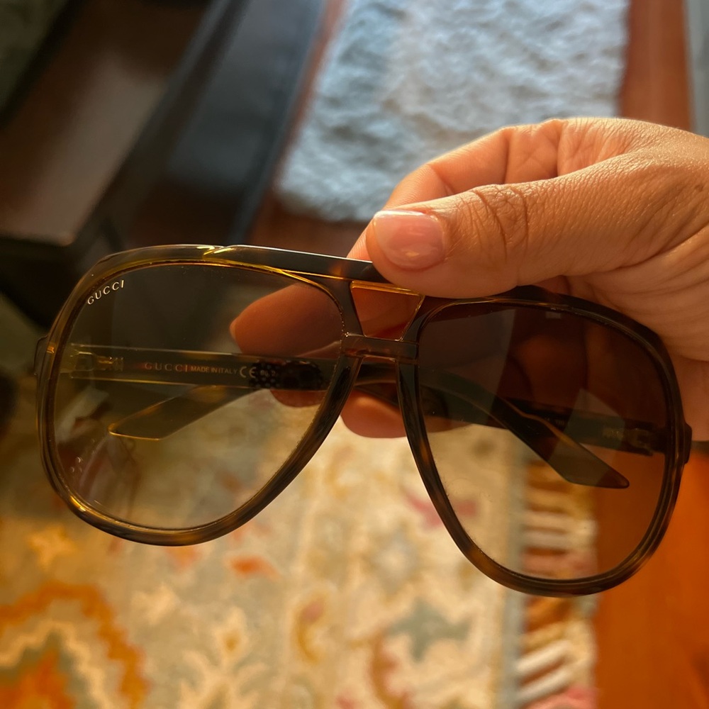 Gucci aviator sunglasses